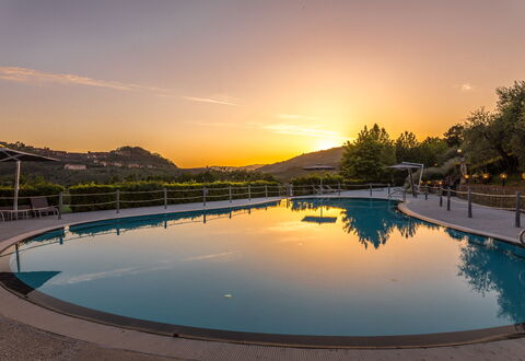 Villa Alfresco: Piscina, Ricorrere, Crepuscolo, Riflessione, Resort Citta ', Sera, Terme, Alba