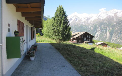 Heimine: Proprietà, Casa, Catena Montuosa, Alpi, Casa, Montagna, Erba, Costruzione, Immobiliare, Paesaggio