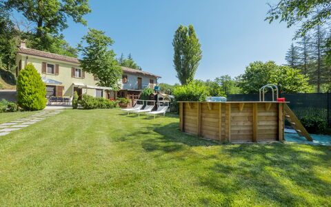 Green Wellness House: Pianta, Cielo, Albero, Finestra, Costruzione, Lotto, Paesaggio Naturale, Erba, Casa, Shade