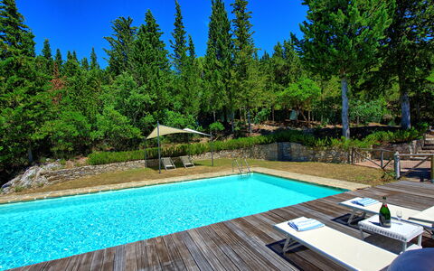 Casa Fioraie: Piscina, Proprietà, Paesaggio Naturale, Immobiliare, Casa, Estate, Casa, Tempo Libero, Erba, Backyard