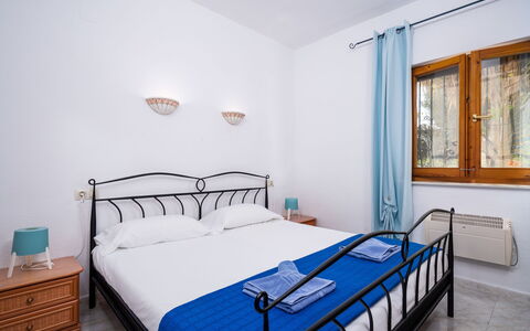 Mirador: Camera Da Letto, Letto, Mobilia, Camera, Proprietà, Lenzuolo, Telaio Del Letto, Costruzione, Materasso, Pavimento
