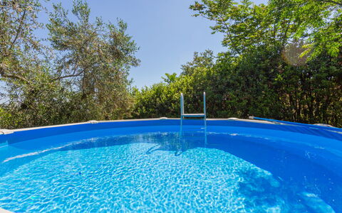 Fonte del Ceppo 2: Acqua, Cielo, Risorse Idriche, Azzurro, Piscina, Paesaggio Naturale, Vegetazione, Albero