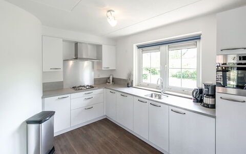 Citta Romana: Camera, Proprietà, Cucina, Mobilia, Controsoffitto, Cabinetry, Costruzione, Interior Design, Immobiliare, Pavimento
