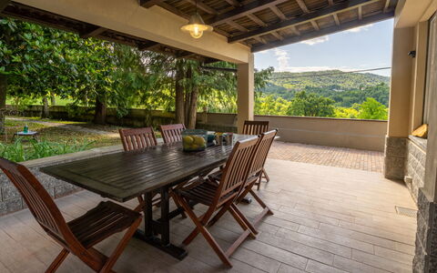 Di Sara: Proprietà, Immobiliare, Costruzione, Casa, Camera, Mobilia, Tavolo, Portico, Interior Design, Casa