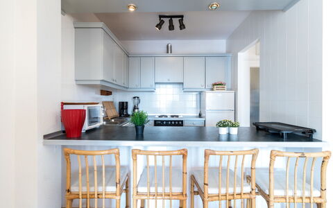 Caballito de Mar: Mobilia, Camera, Proprietà, Cucina, Interior Design, Prodotto, Cabinetry, Soffitto, Sala Da Pranzo, Costruzione