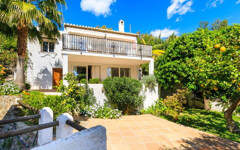 Granado: Proprietà, Casa, Immobiliare, Casa, Costruzione, Estate, Zona Residenziale, Cielo, Architettura, Villa