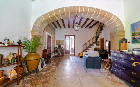 Can Canto: Mobilia, Pianta, Costruzione, Finestra, Pianta Della Casa, Legna, Cabinetry, Sedia, Interior Design, Casa