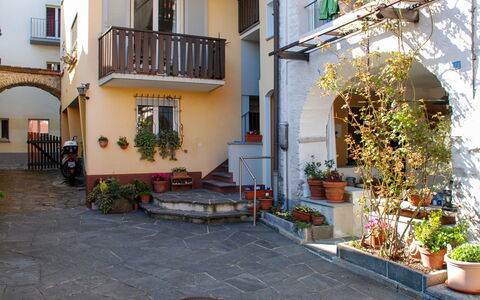 Ca' Dal Pio: Proprietà, Costruzione, Cortile, Quartiere, Cobblestone, Immobiliare, Casa, Terrazza, Backyard, Casa