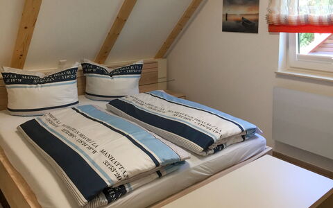 Kleine Möwe: Letto, Camera Da Letto, Camera, Bedding, Mobilia, Materasso, Telaio Del Letto, Lenzuolo, Biancheria, Interior Design