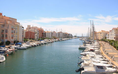Cap D'Agde 960: Acqua, Nube, Cielo, Barca, Costruzione, Moto D'Acqua, Proprietà, Corpo D'Acqua, Banca