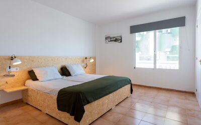 Alloggio:&nbsp;Neighbours Beach 100.7
