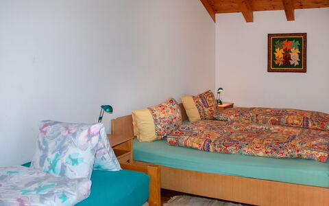 Ai Casell: Camera Da Letto, Mobilia, Camera, Letto, Proprietà, Lenzuolo, Bedding, Pavimento, Interior Design, Turchese