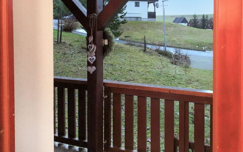 Holiday Hill 67: Pianta, Legna, Shade, Recinzione, Color Legno, Latifoglie, Immobiliare, Tinte E Ombre, Colonna, Albero