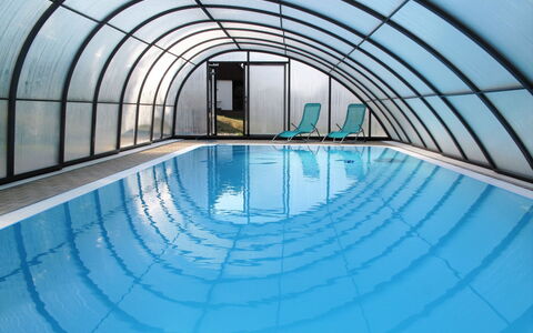 Holiday Hill 28: Piscina, Blu, Centro Ricreativo, Architettura, Costruzione, Tempo Libero, Illuminazione Diurna