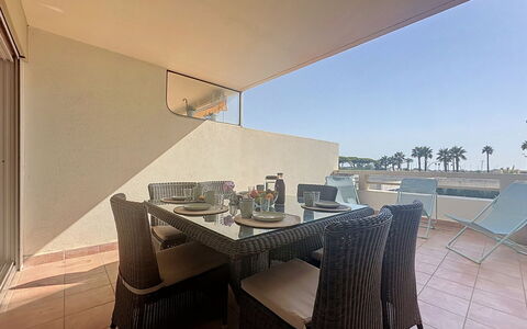 Port Camargue 205: Shade, Sedia, Balcone, Mobili Da Esterno, Hotel