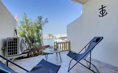 Port Camargue 205: Mobilia, Appartamento, Sedia, Shade, Balcone, Mobili Da Esterno, Moto D'Acqua, Barca, Ricorrere, Marina