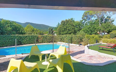 Bois D'Astros: Mobilia, Mobili Da Esterno, Giardino, Sedia, Shade, Ricorrere, Prato, Piscina, Eco Hotel, Backyard