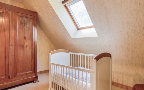 Coët a Tous: Prodotto, Camera, Proprietà, Mobilia, Pavimento, Parete, Interior Design, Soffitto, Immobiliare, Letto