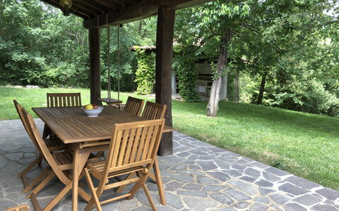 Beautiful Stone Country Villa: Proprietà, Mobilia, Tavolo, Camera, Casa, Immobiliare, Villetta, Sedia, Casa, Costruzione