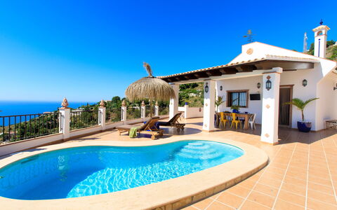 Ariadna: Proprietà, Piscina, Costruzione, Casa, Immobiliare, Villa, Ricorrere, Estate, Azzurro, Vacanza