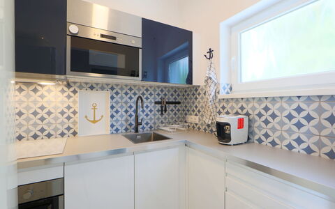 Pixie: Proprietà, Camera, Interior Design, Piastrella, Cabinetry, Controsoffitto, Mobilia, Immobiliare, Costruzione, Bagno