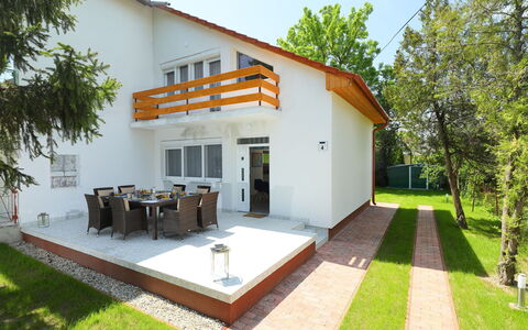 Pixie: Proprietà, Casa, Costruzione, Casa, Immobiliare, Architettura, Facciata, Estate, Camera, Villa