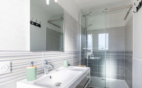 Coutant: Cielo, Acqua, Nube, Spiaggia, Ombrello, Mobili Da Esterno, Shade, Costiera E Morfologie Oceanic