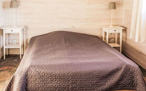 Dom Przy Cisowym Jarze: Legna, Pavimentazione, Pavimento, Camera Da Letto, Biancheria, Lenzuolo, Pavimento In Legno, Mobilia, Marrone, Letto
