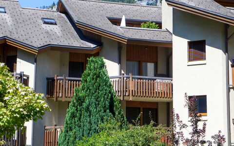 Allmi: Casa, Proprietà, Casa, Costruzione, Tetto, Immobiliare, Zona Residenziale, Quartiere, Architettura, Villetta