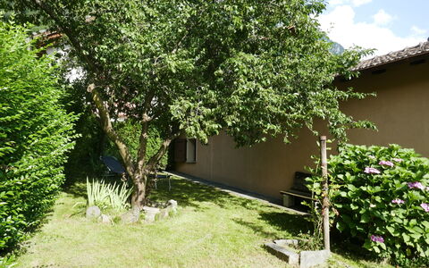 La Casina: Pianta, Comunita 'Impianto, Paesaggio Naturale, Shade, Nube, Lotto, Albero, Costruzione, Cielo, Paesaggio