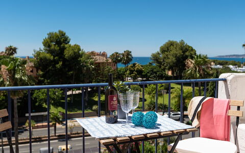 Sol de Estepona: Proprietà, Immobiliare, Cielo, Casa, Casa, Costruzione, Vacanza, Albero, Camera, Ristorante