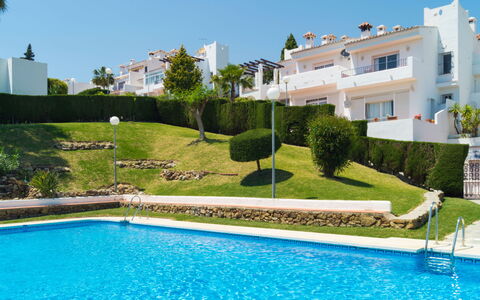 Sol de Estepona: Proprietà, Piscina, Costruzione, Immobiliare, Ricorrere, Casa, Zona Residenziale, Appartamento, Tempo Libero, Estate