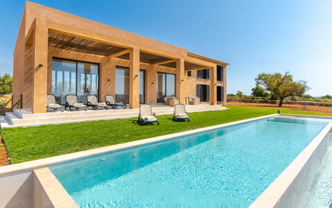 Can Navarro: Proprietà, Costruzione, Piscina, Casa, Immobiliare, Casa, Architettura, Villa, Estate, Reflecting Pool