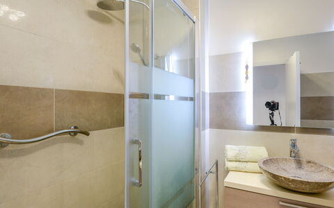 Etoile de Mer: Specchio, Idraulico Fixture, Lavello, Rubinetto, Bagno, Costruzione, Soffione Doccia, Porta, Legna