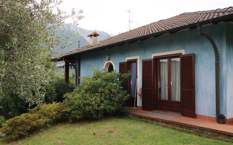 Sulle Colline Casalesi: Proprietà, Casa, Costruzione, Casa, Immobiliare, Villetta, Area Rurale, Agriturismo, Erba, Cortile