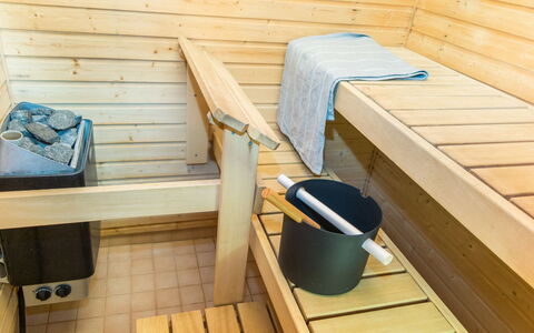 Fore Camp: Legna, Pavimentazione, Pavimento, Mobilia, Pavimento In Legno, Interior Design, Letto A Castello, Camera, Color Legno, Latifoglie