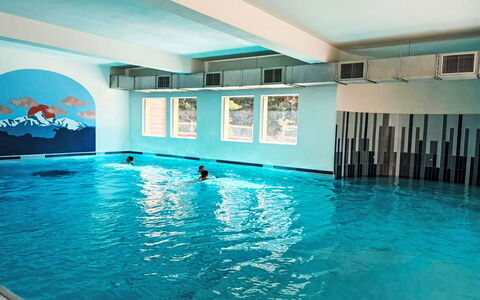 Bolquere 651: Piscina, Ricorrere, Tempo Libero, Hotel, Resort Citta ', Centro Ricreativo, Terme, Boutique Hotel