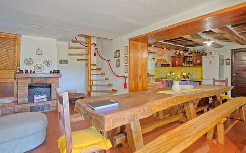 Casale San Martino: Camera, Proprietà, Mobilia, Sala Da Pranzo, Interior Design, Costruzione, Tavolo, Immobiliare, Casa, Soffitto