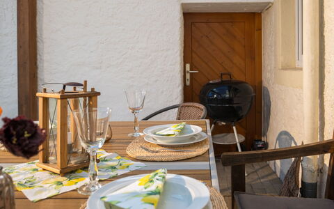 Bruni: Tavola, Tavolo, Mobilia, Dishware, Piatto, Legna, Tovaglia, Interior Design, Serveware, Costruzione