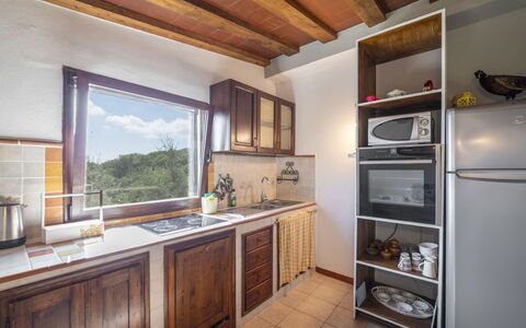 Olivo: Cabinetry, Proprietà, Controsoffitto, Legna, Cucina, Cucina Stufa, Costruzione, Interior Design, Pavimento, Color Legno