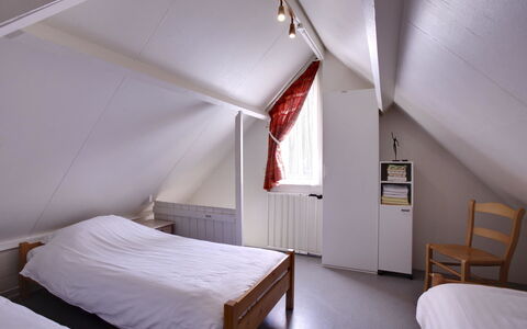 Dalfsen 100: Camera Da Letto, Camera, Attico, Letto, Mobilia, Proprietà, Interior Design, Lenzuolo, Costruzione, Architettura