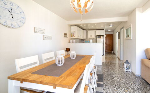 Calpe Calp 472: Proprietà, Camera, Mobilia, Interior Design, Costruzione, Sala Da Pranzo, Tavolo, Casa, Immobiliare, Soffitto