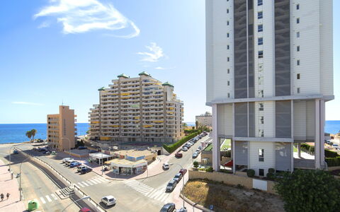 Calpe Calp 472: Area Metropolitana, Condominio, Città, Palazzone, Zona Urbana, Costruzione, Insediamento Umano, Giorno, Proprietà, Architettura