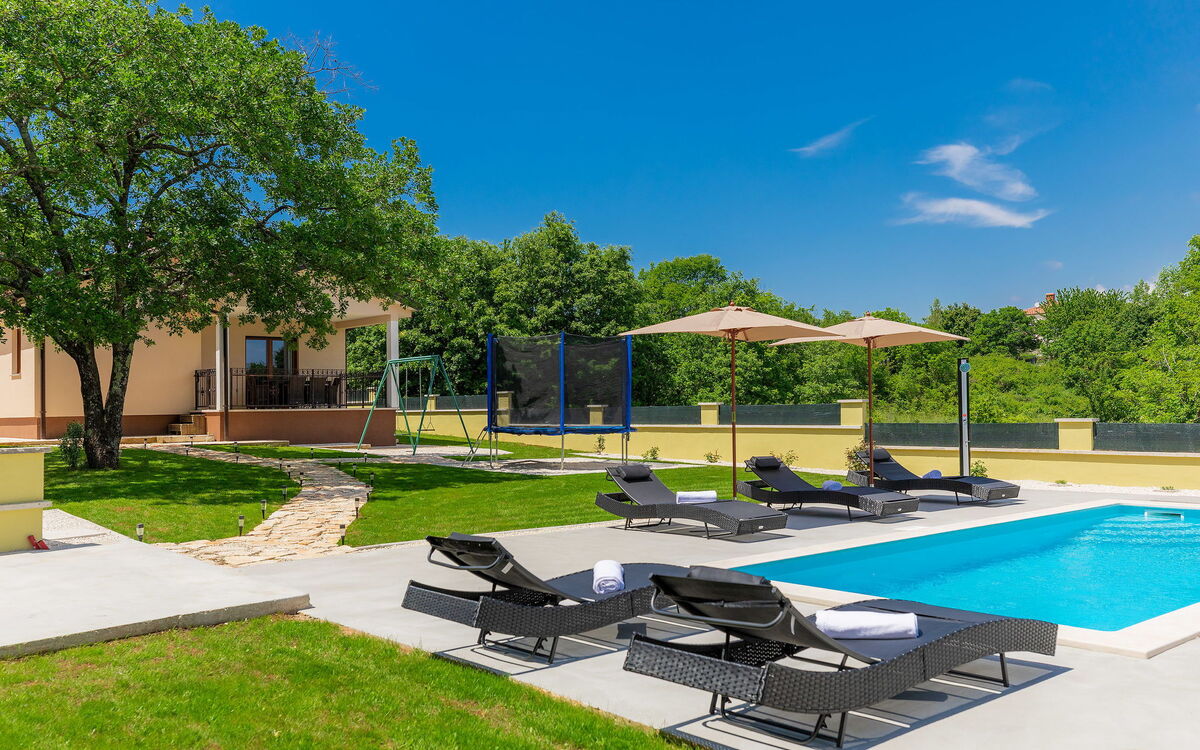 Villa Aniva