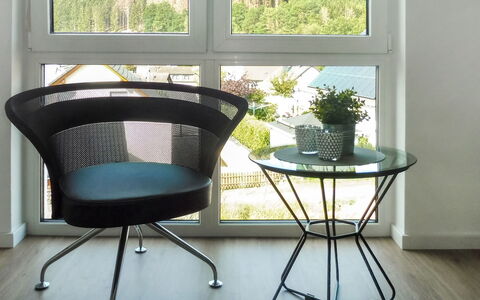 Attendorn 110: Mobilia, Sedia, Prodotto, Camera, Tavolo, Interior Design, Ferro, Di Vimini, Tavolino Da Caffè