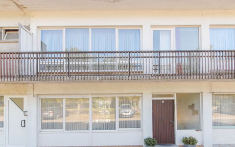 Sea-Kret with Garden: Proprietà, Immobiliare, Facciata, Porta, Porta A Casa, Casa, Balcone, Cancello, Casa