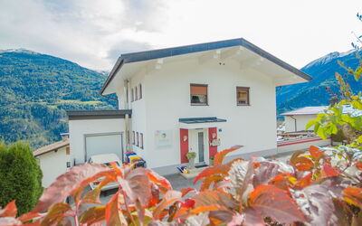 Wenns 210: Cielo, Costruzione, Nube, Finestra, Proprietà, Natura, Casa, Quartiere, Villetta, Area Rurale