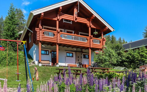 Tunturimaja 2 Mökki: Legna, Casa, Neve, Villetta, Casa, Inverno, Tetto, Congelamento, Raccordo, Pendenza