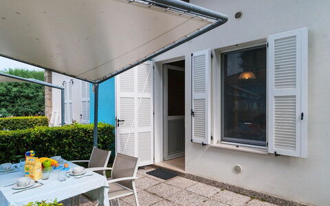 Bungalow Mare: Proprietà, Costruzione, Casa, Immobiliare, Casa, Portico, Camera, Finestra, Architettura, Facciata