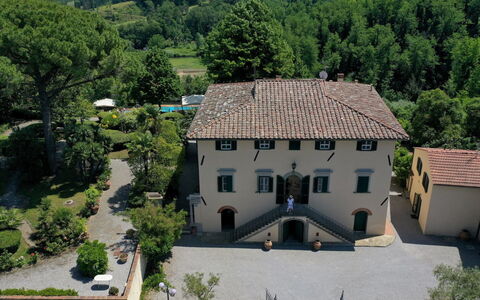 Crespina Lorenzana 100: Pianta, Proprietà, Costruzione, Albero, Finestra, Casa, Paesaggio, Immobiliare, Urban Design, Tetto